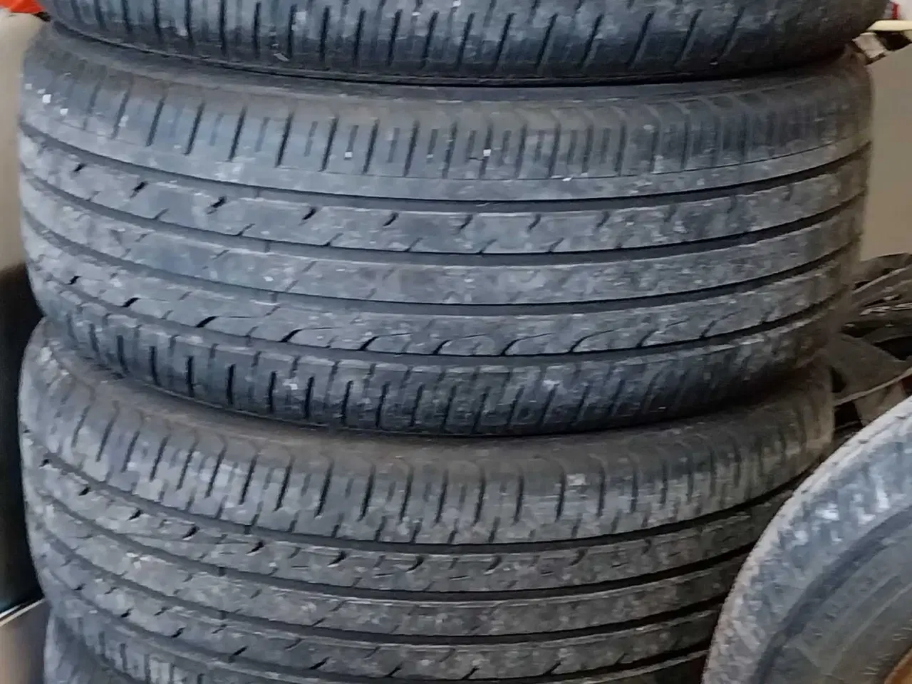 Billede 1 - Sommerdæk 195/45-16 sælges