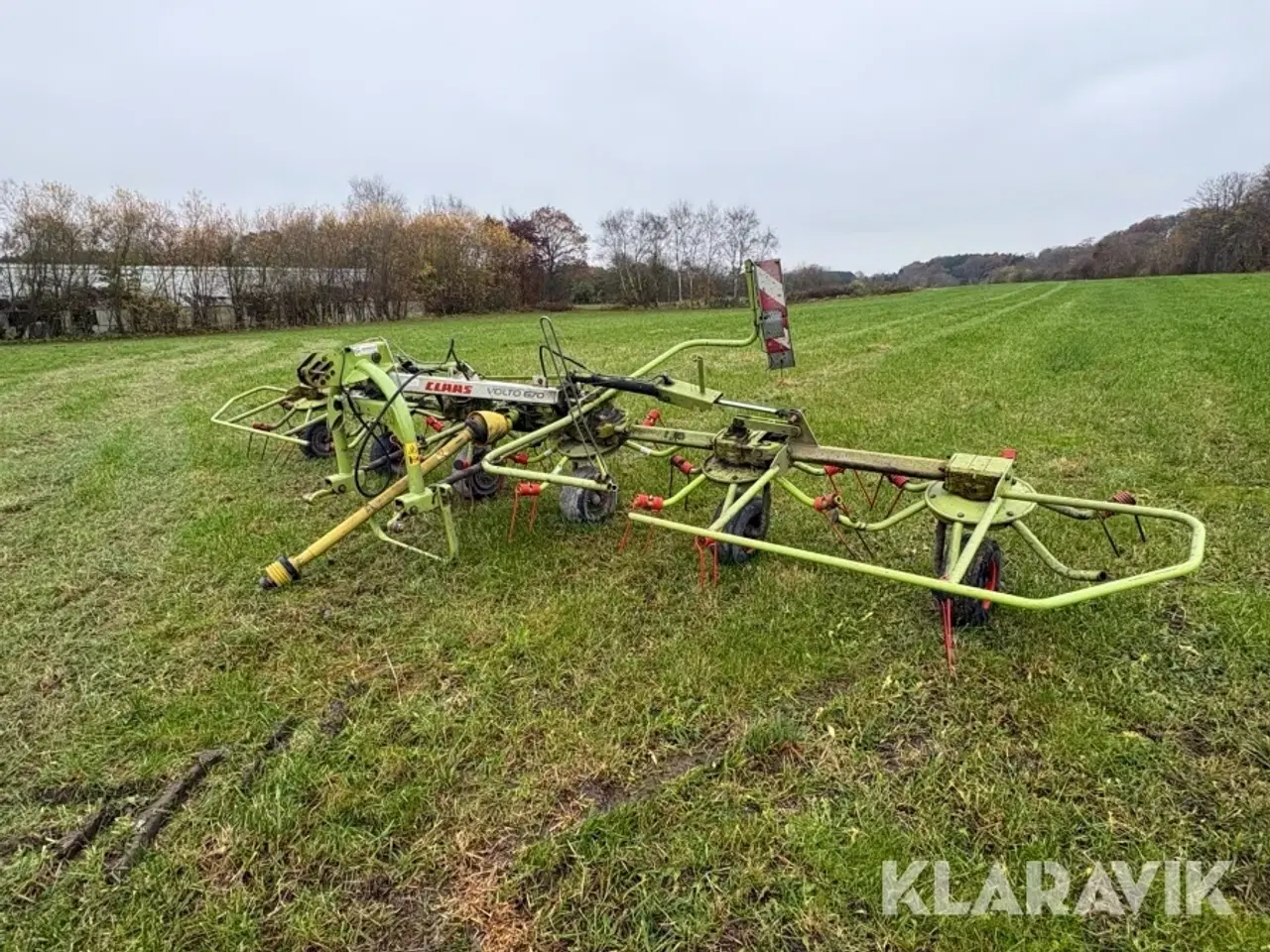 Billede 1 - Høvender Claas Volto 670