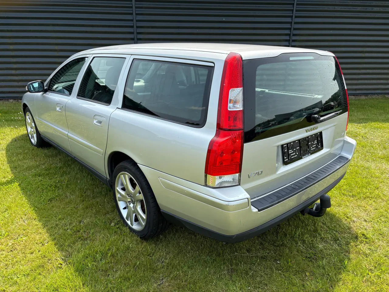 Billede 5 - Volvo V70 2,4 140 HK - Nysynet med lavt km-tal
