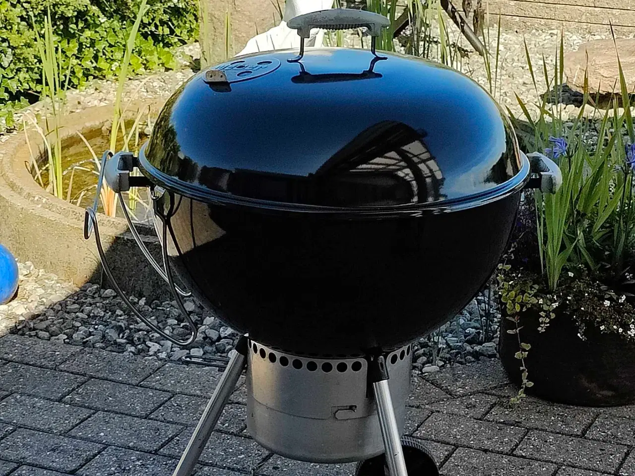 Billede 4 - Velholdt 57 cm kuglegrill