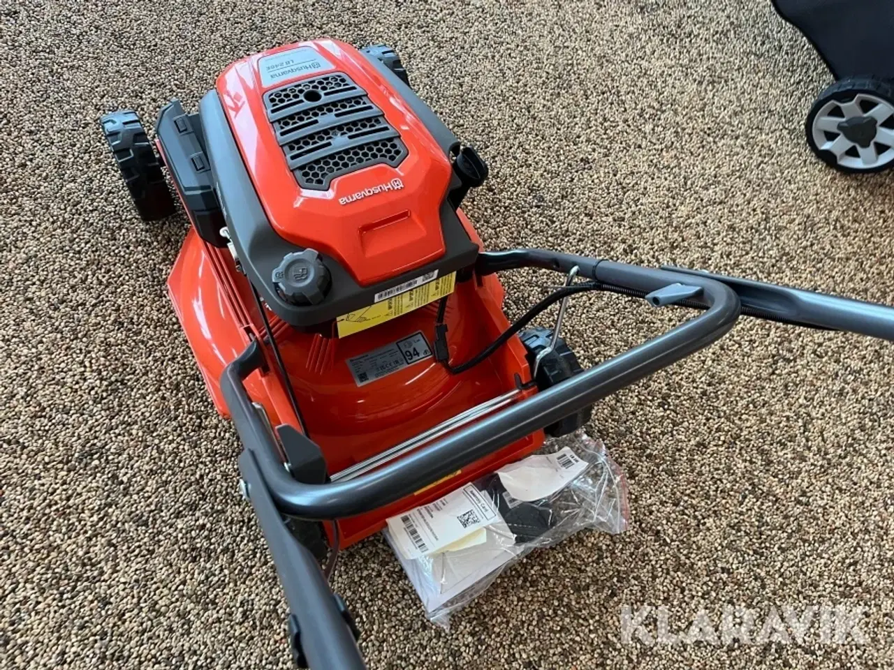 Billede 10 - Græsslåmaskine Husqvarna LB 246E