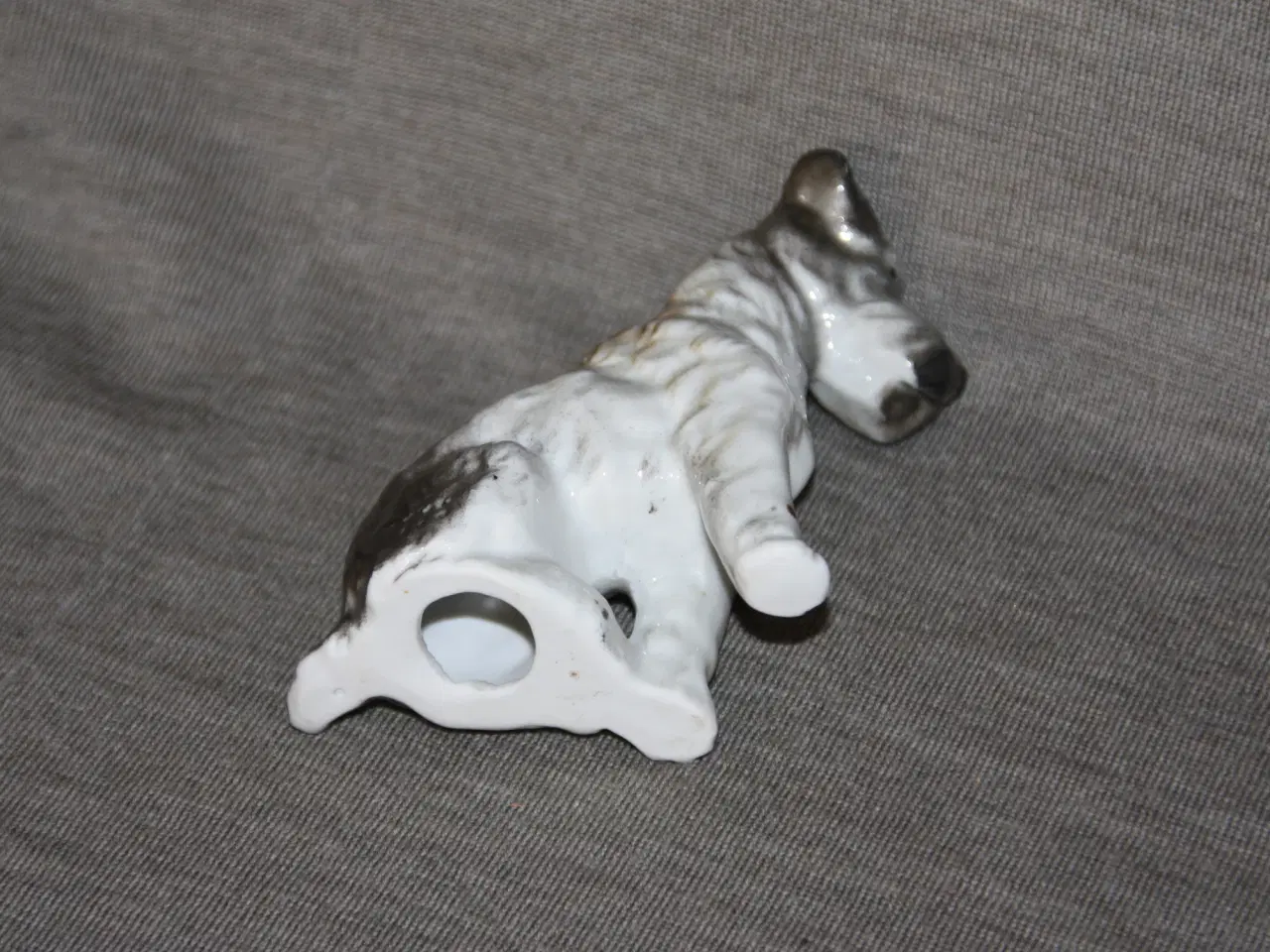 Billede 3 - Hund figurer højde 10 cm