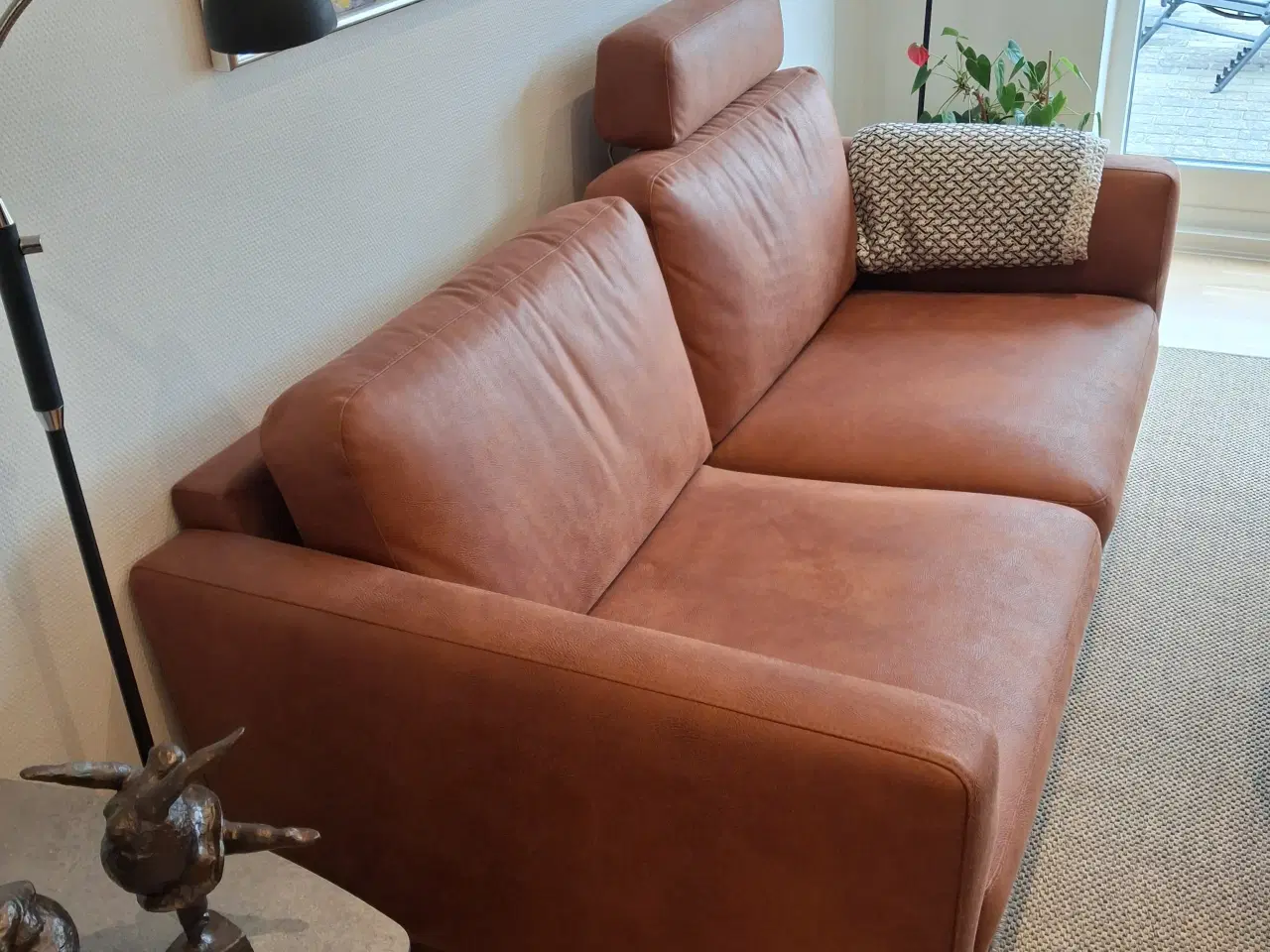 Billede 1 - Lædersofa, 2 pers, model Springfield i cognac