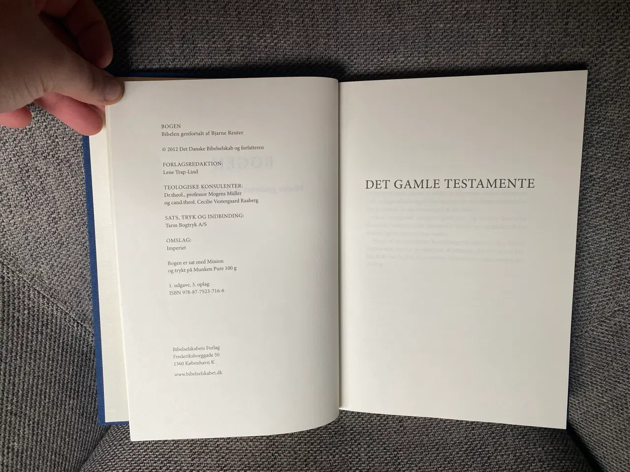 Billede 1 - Bibelen Genfortalt af Bjarne Reuter