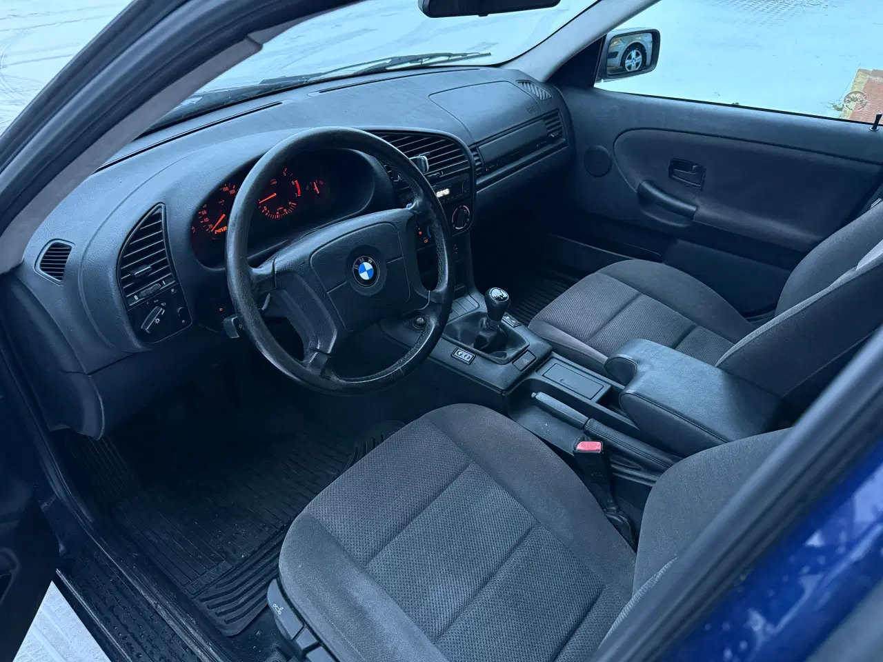 Billede 6 - BMW 318i sedan