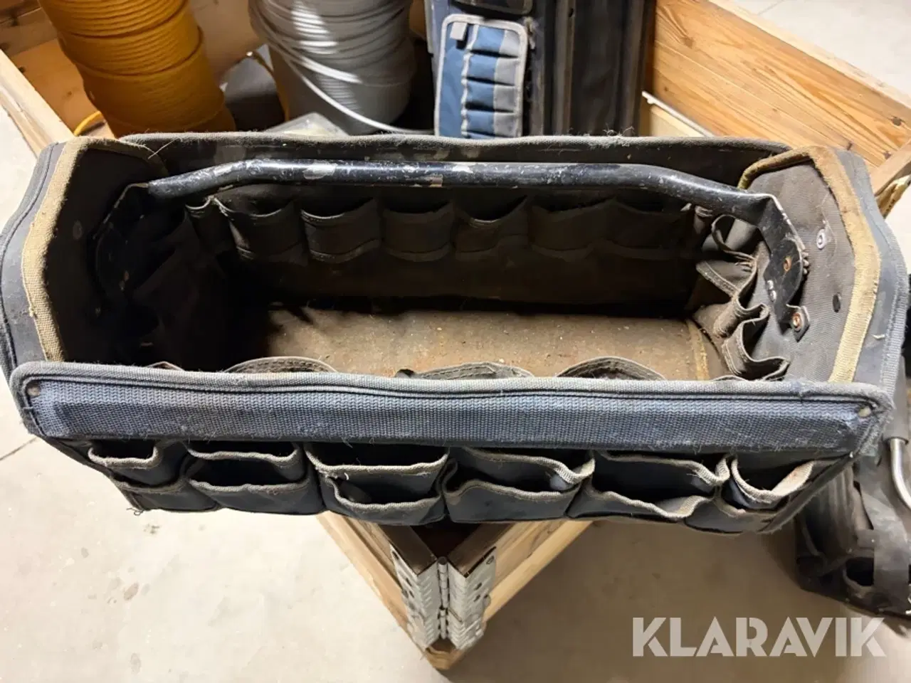 Billede 3 - Diverse tasker, lamper og ledninger 3 tasker, 3 lamper og 4 ledninger