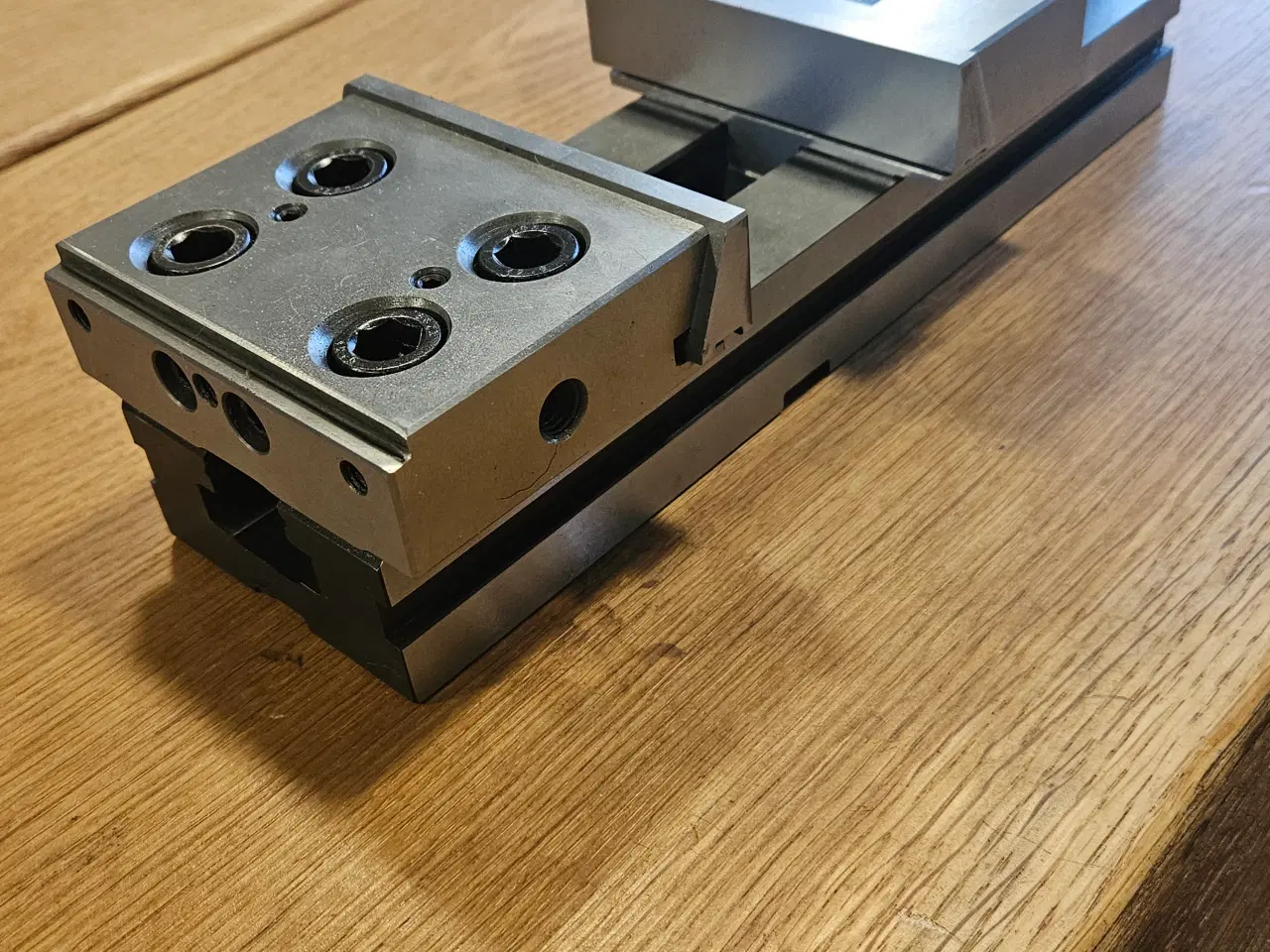 Billede 1 - Maskinskruestik GT100