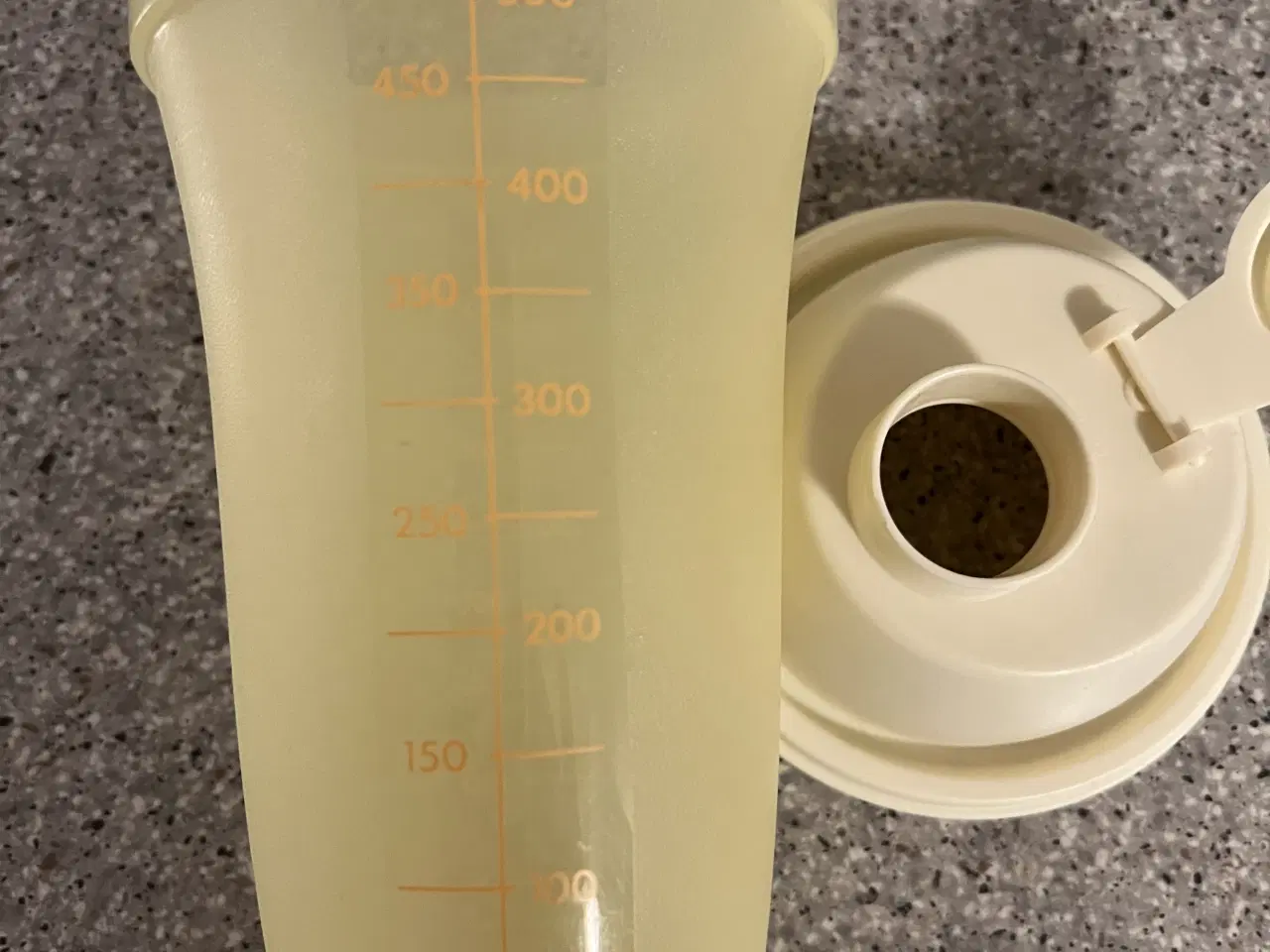 Billede 4 - Tupperware Quick Shake-beholder