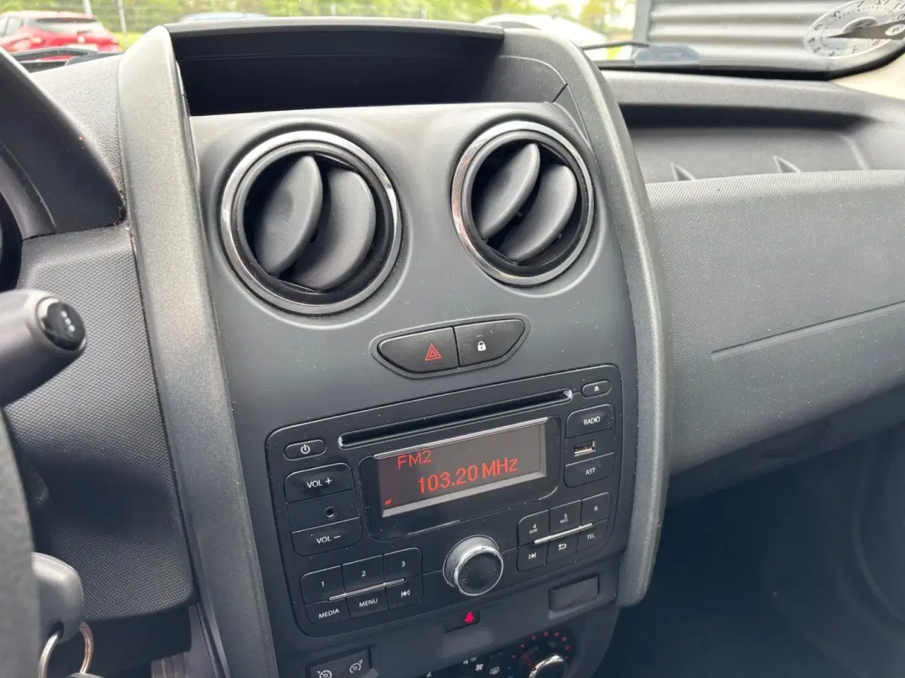 Billede 11 - Dacia Duster 1,5 dCi 90 Ambiance