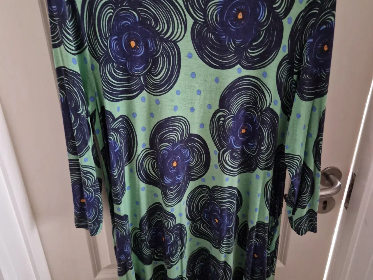 Billede 1 - Marimekko/ kjole i flotte farver. 
