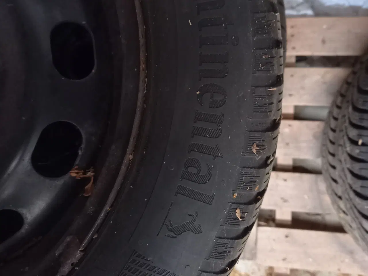 Billede 3 - Vinterdæk med fælge, 196/60 R 15