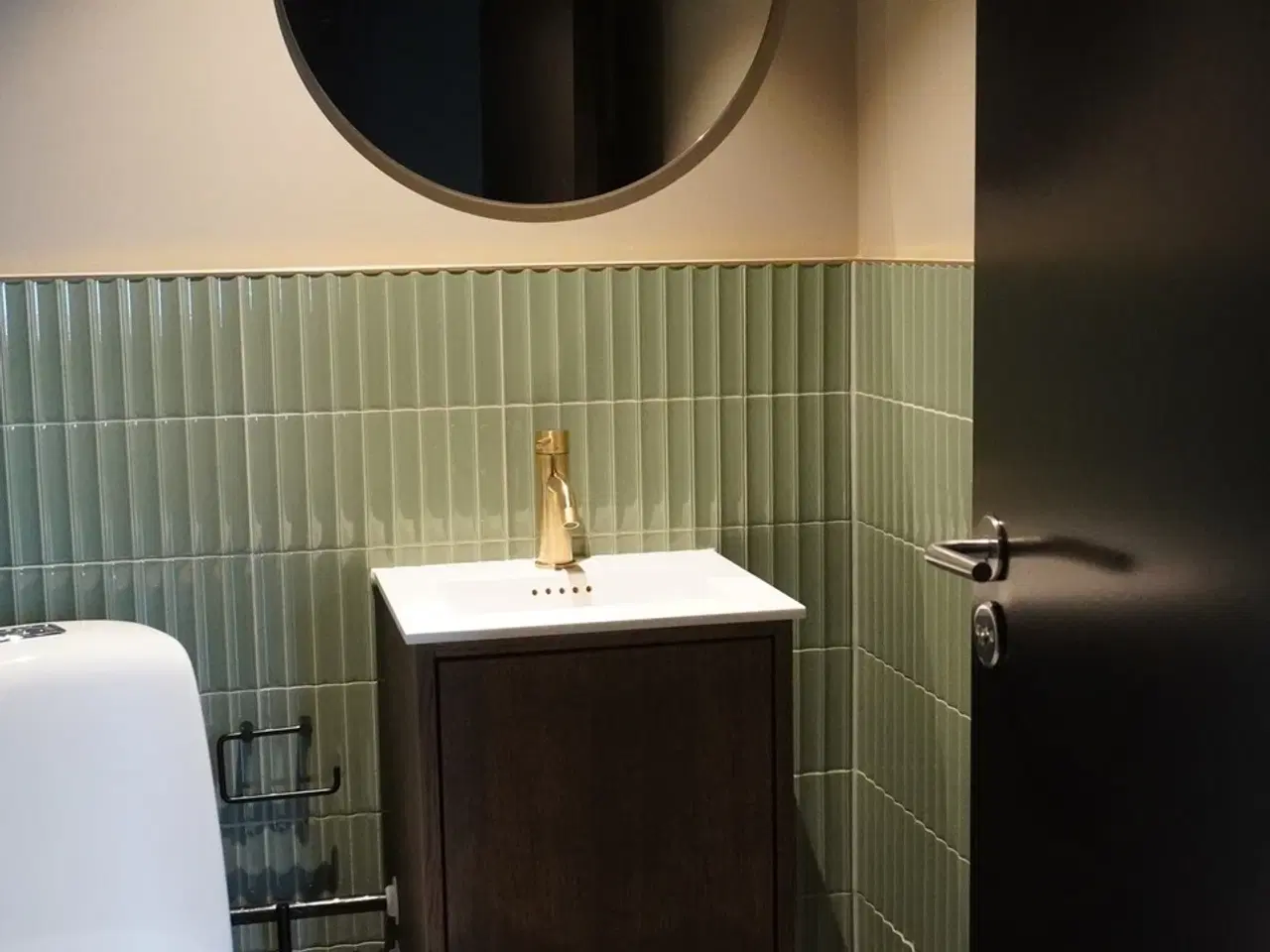 Billede 16 - Et lejemål med åbne rum der oser af skråsikker attitude og selvsikkerhed