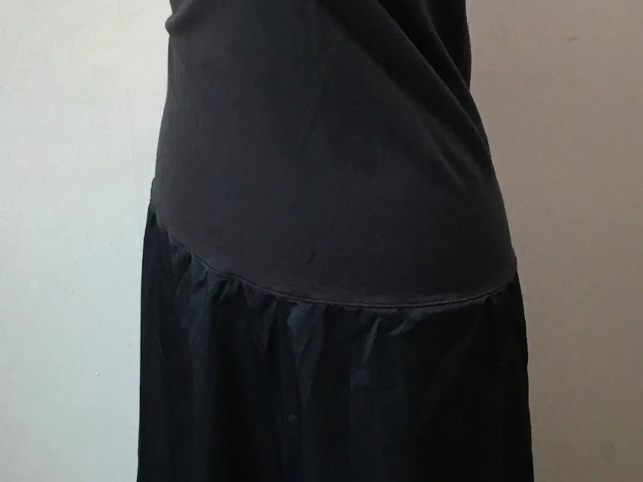 Billede 2 - Wolford, kjole, str XL