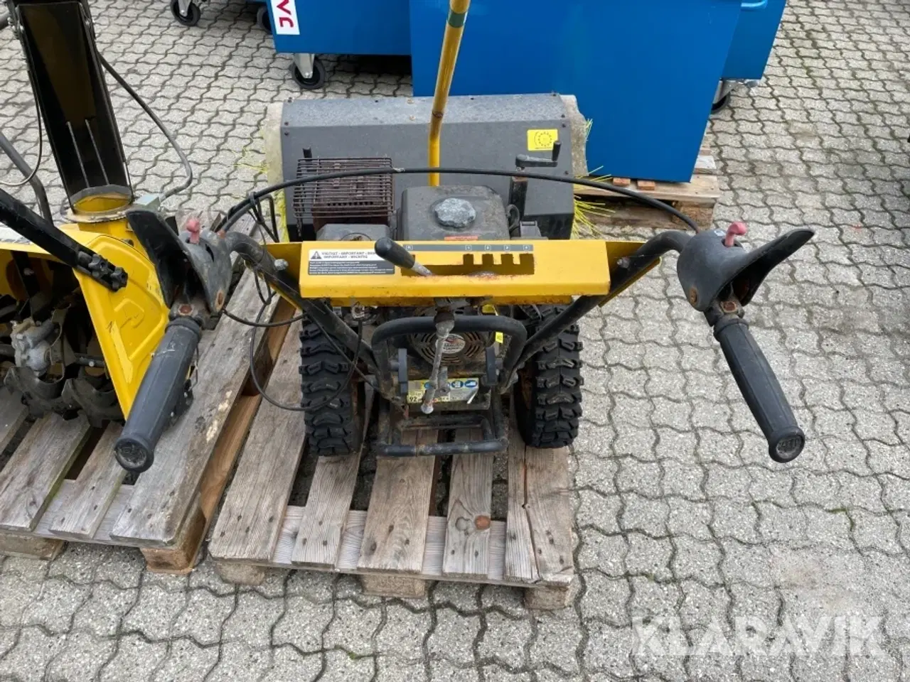 Billede 8 - Redskabsbærer med kost og Sneslynge TEXAS Combo 800