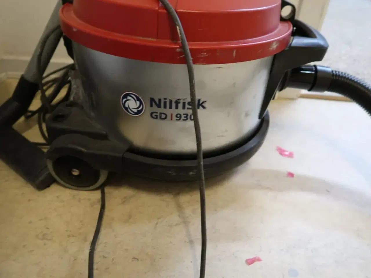Billede 2 - Støvsuger NILFISK GD 930