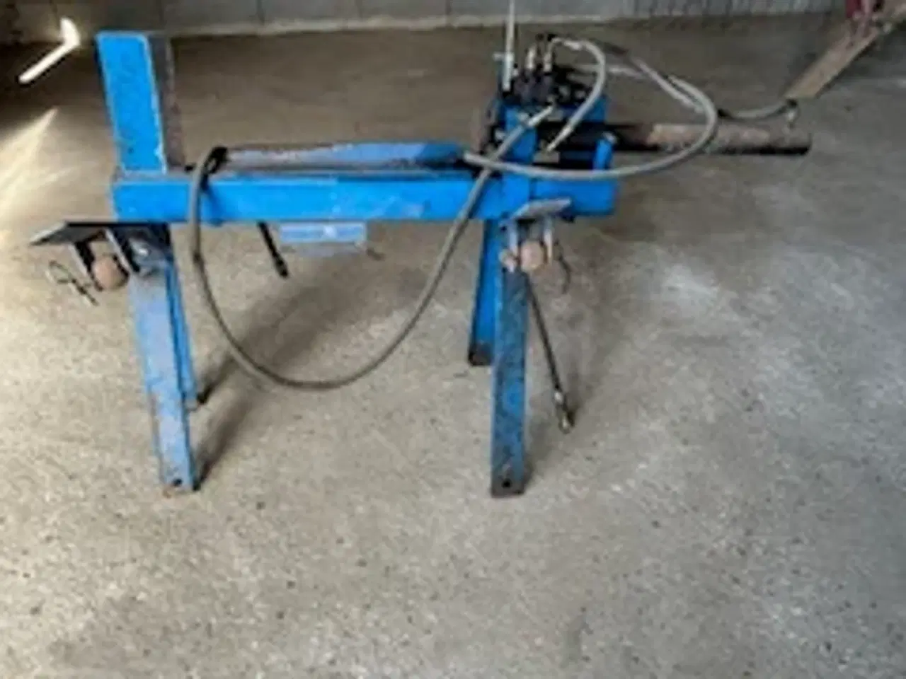 Billede 1 - Brænde kløver til traktorens hydraulik