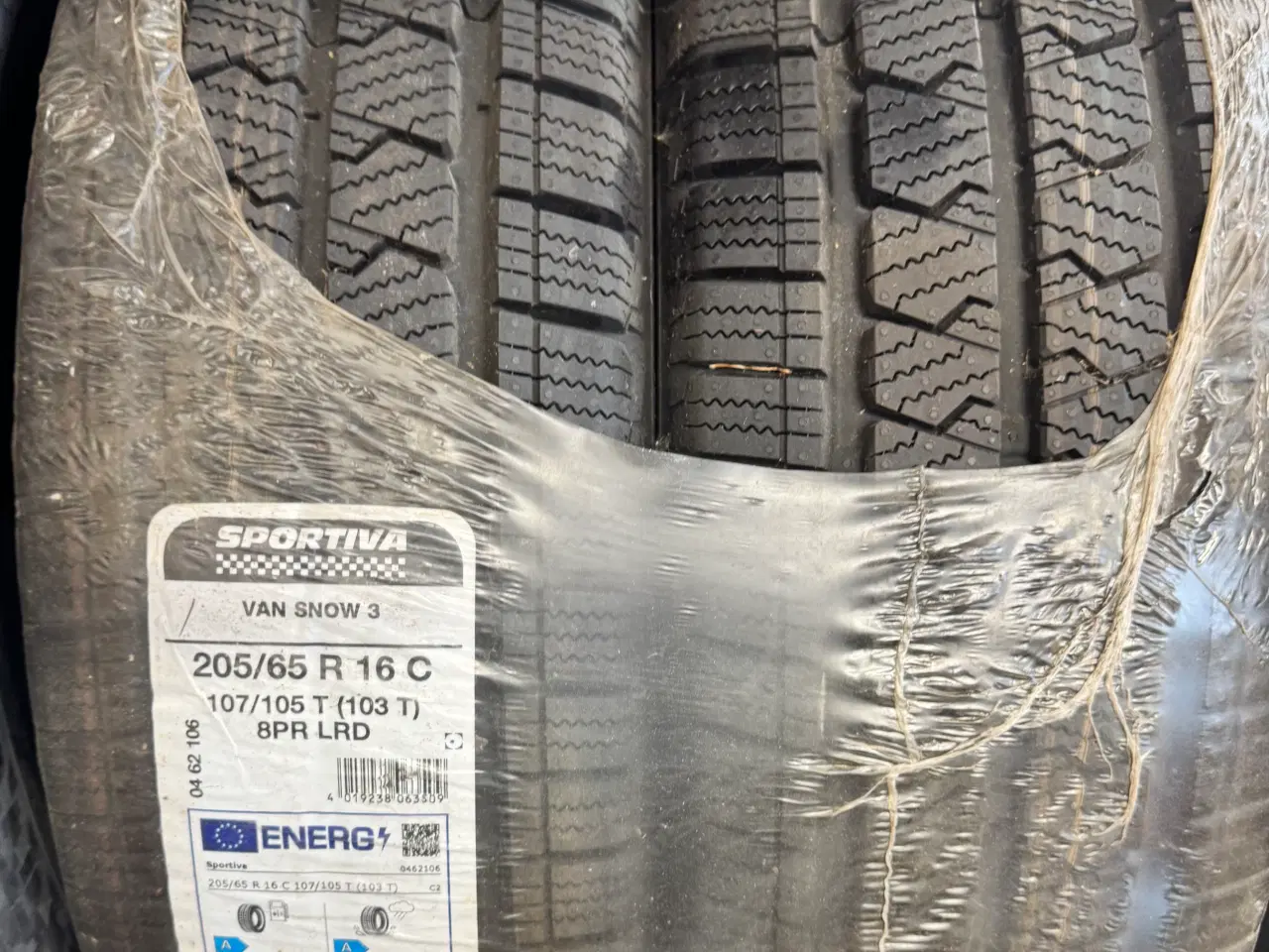Billede 1 - 205/65 R16 winter