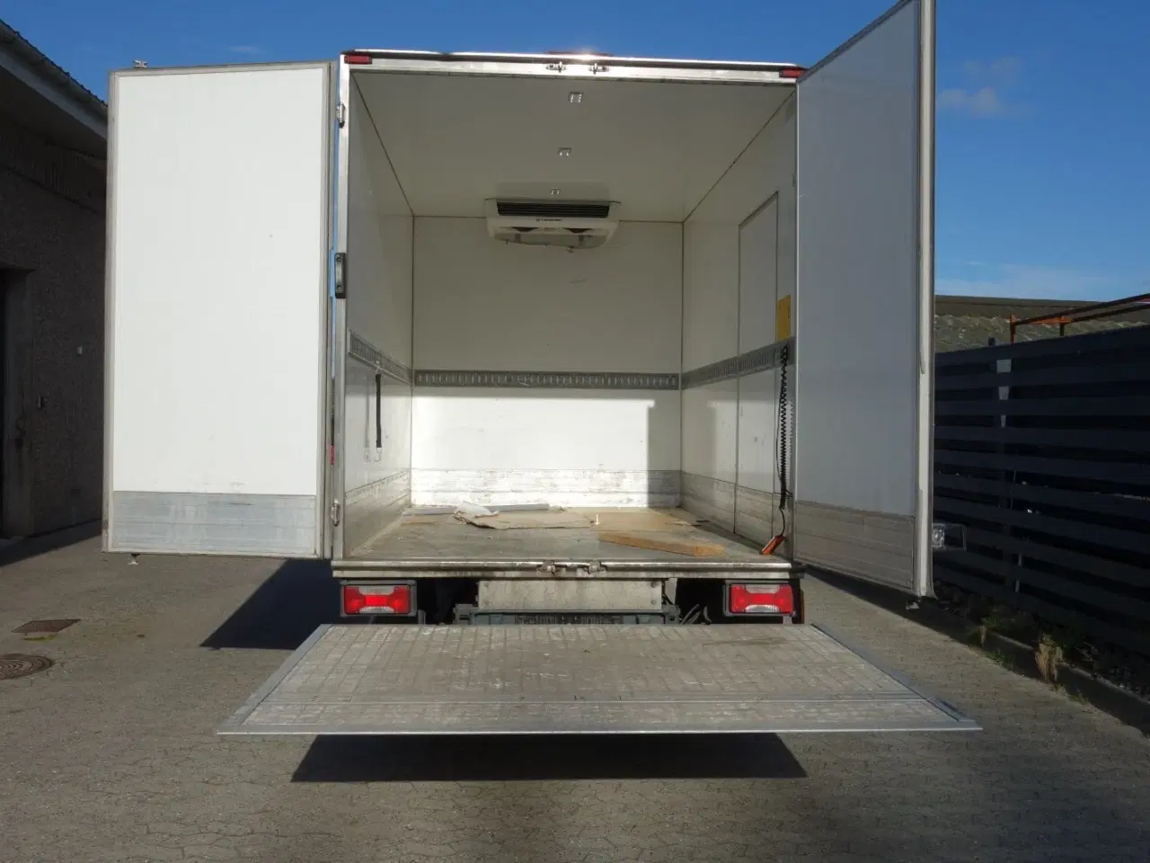 Billede 15 - Iveco Daily 3,0 35S18 Kølevogn m/lift