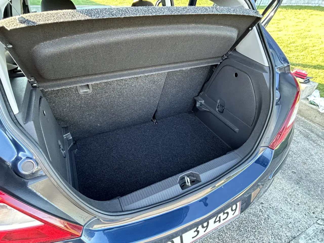 Billede 4 - Velholdt Opel Corsa 1,2i Twinport Enjoy 5-dørs