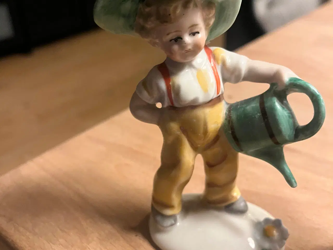 Billede 3 - 2 små figurer