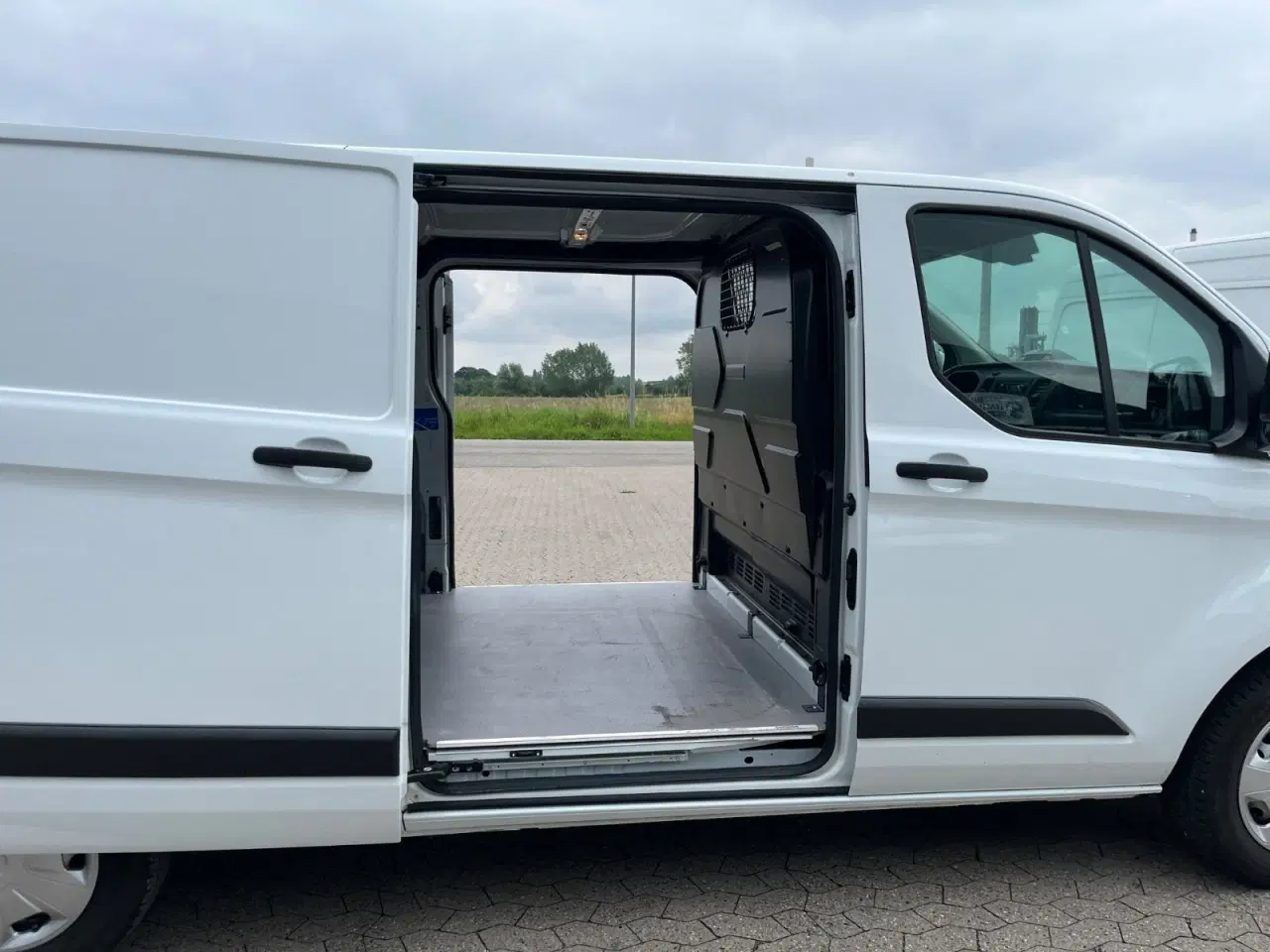 Billede 7 - Ford Transit Custom 320L 2,0 TDCi 130 Trend
