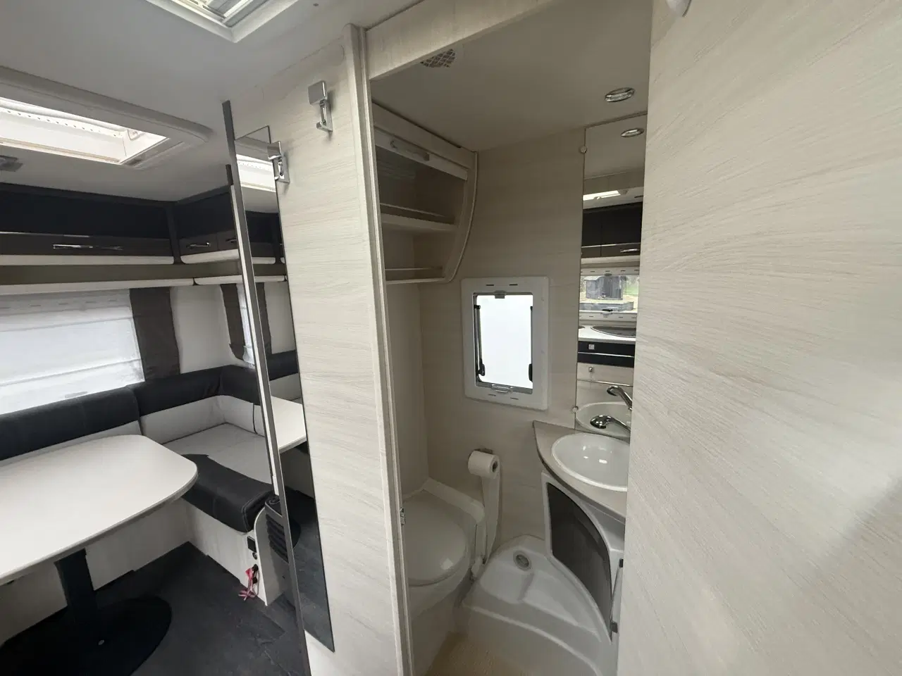 Billede 11 - 2019 Flot Velholdt Caravelair