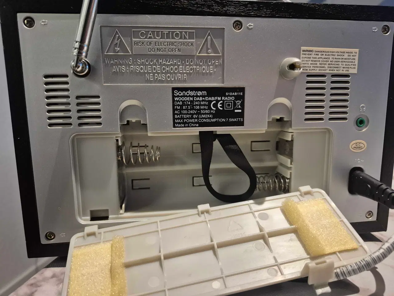 Billede 3 - Sandstrøm DAB/FM Radio