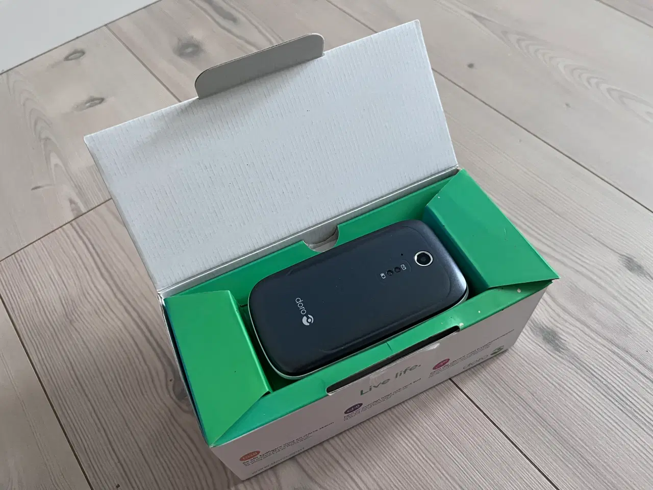 Billede 11 - Mobil, klaptelefon, Hjælpemiddelstelefon Doro 6521