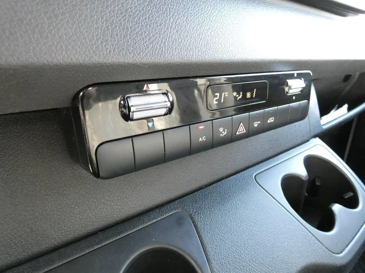 Billede 14 - Mercedes-Benz Sprinter 317 KØLEBIL 2,0 CDI A2 H2 RWD 9G-Tronic 170HK Van Aut.