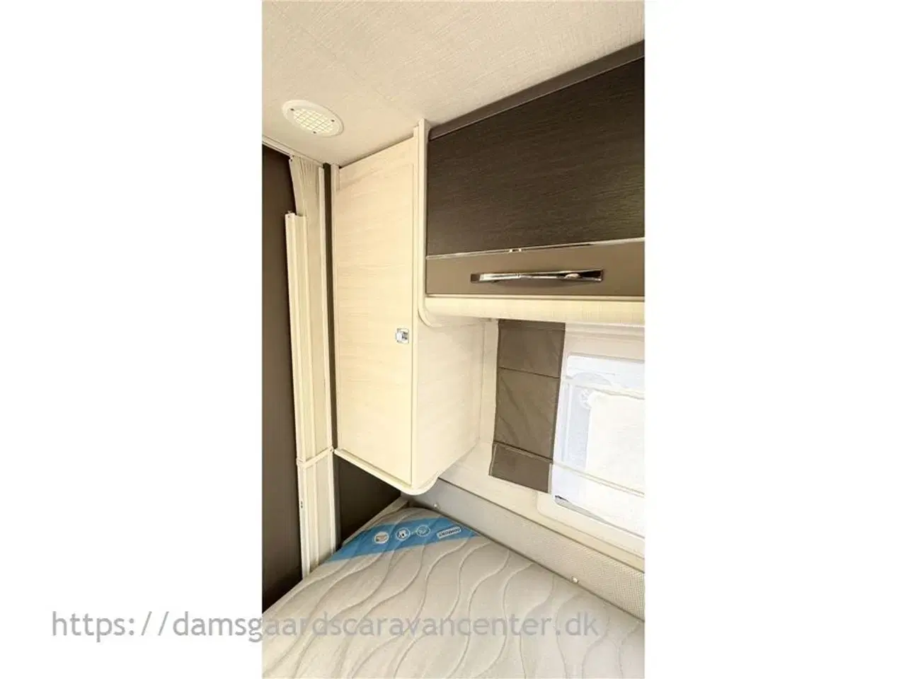 Billede 16 - 2020 - Caravelair Artica 492   Enkeltsenge-Lamel-Gulvtemp.-Posemarkise Revo Zip 400