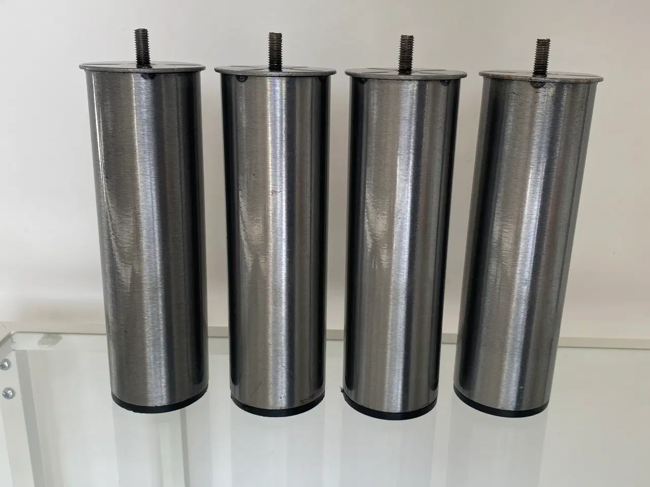 Billede 1 - 4 stk. sølvfarvede seng-/møbel ben