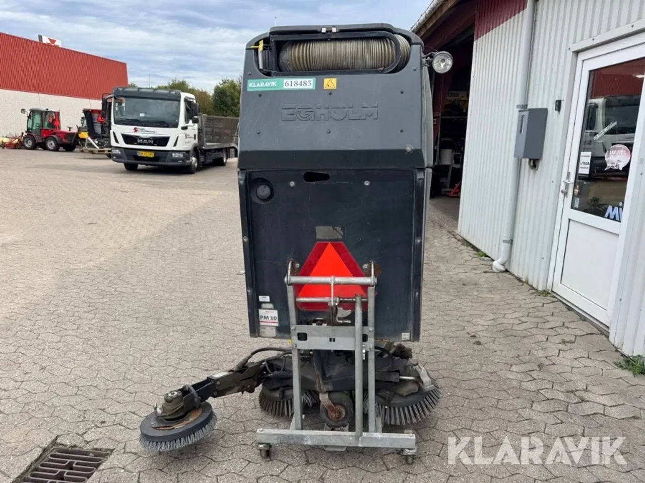 Billede 3 - Feje/- Suge Anlæg Nilfisk Egholm FS2250