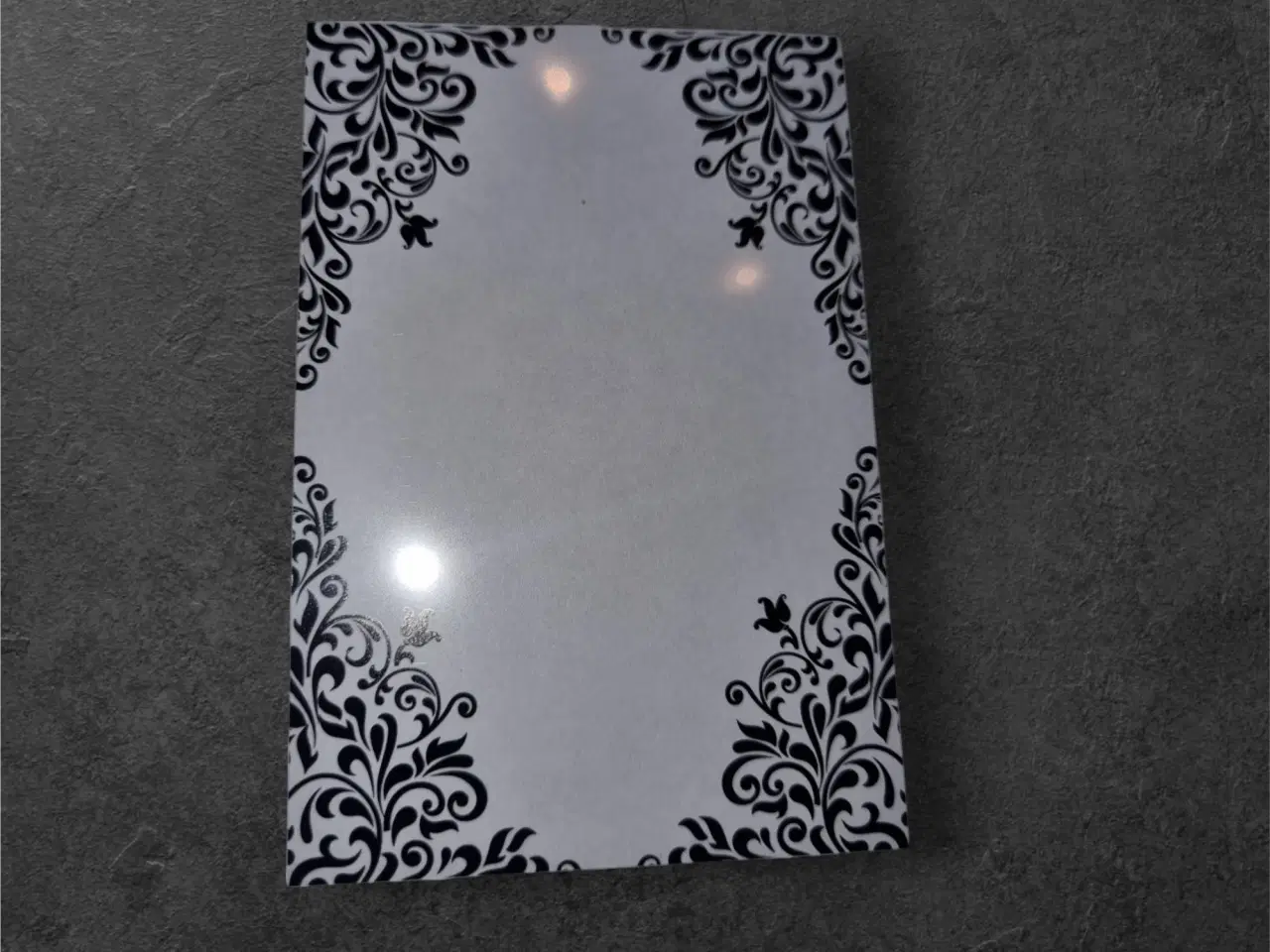 Billede 1 - Tilføj elegance til dine projekter med vores genne