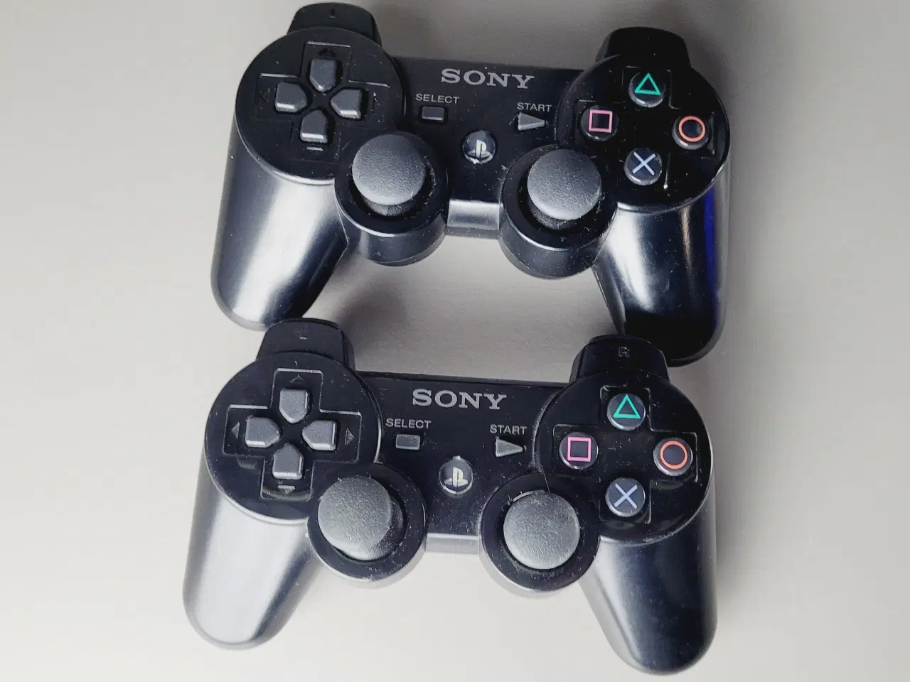 Billede 3 - ⭐️: PlayStation 3 (Fat) – Model CECHL04 med 2 cont