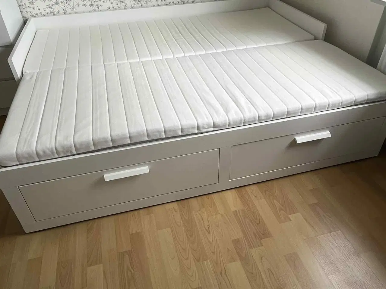 Billede 1 - Seng incl. madrasser 