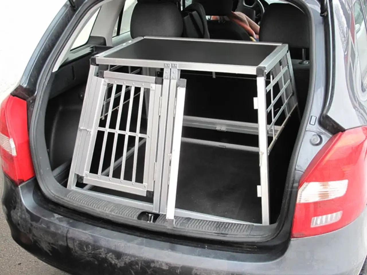 Billede 3 - Hundebur Doggy 23 Brugt