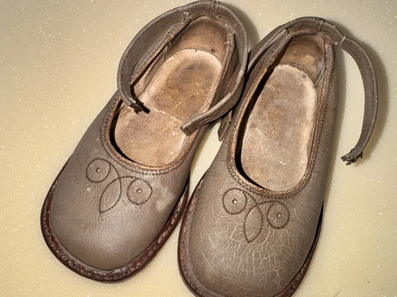 Billede 1 - Min mors barnesko | vintage