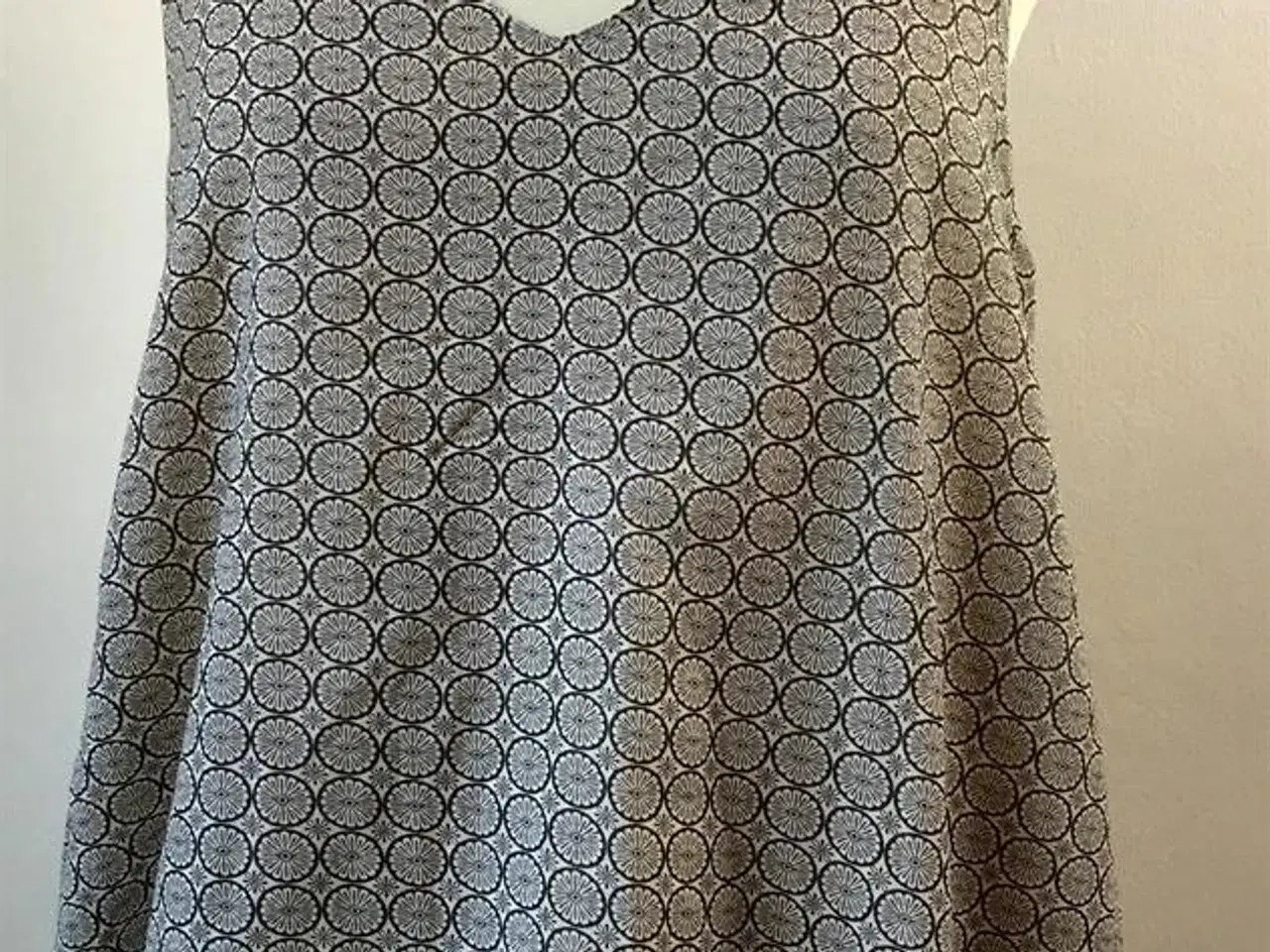 Billede 1 - Day Birger et Mikkelsen, top, str 38