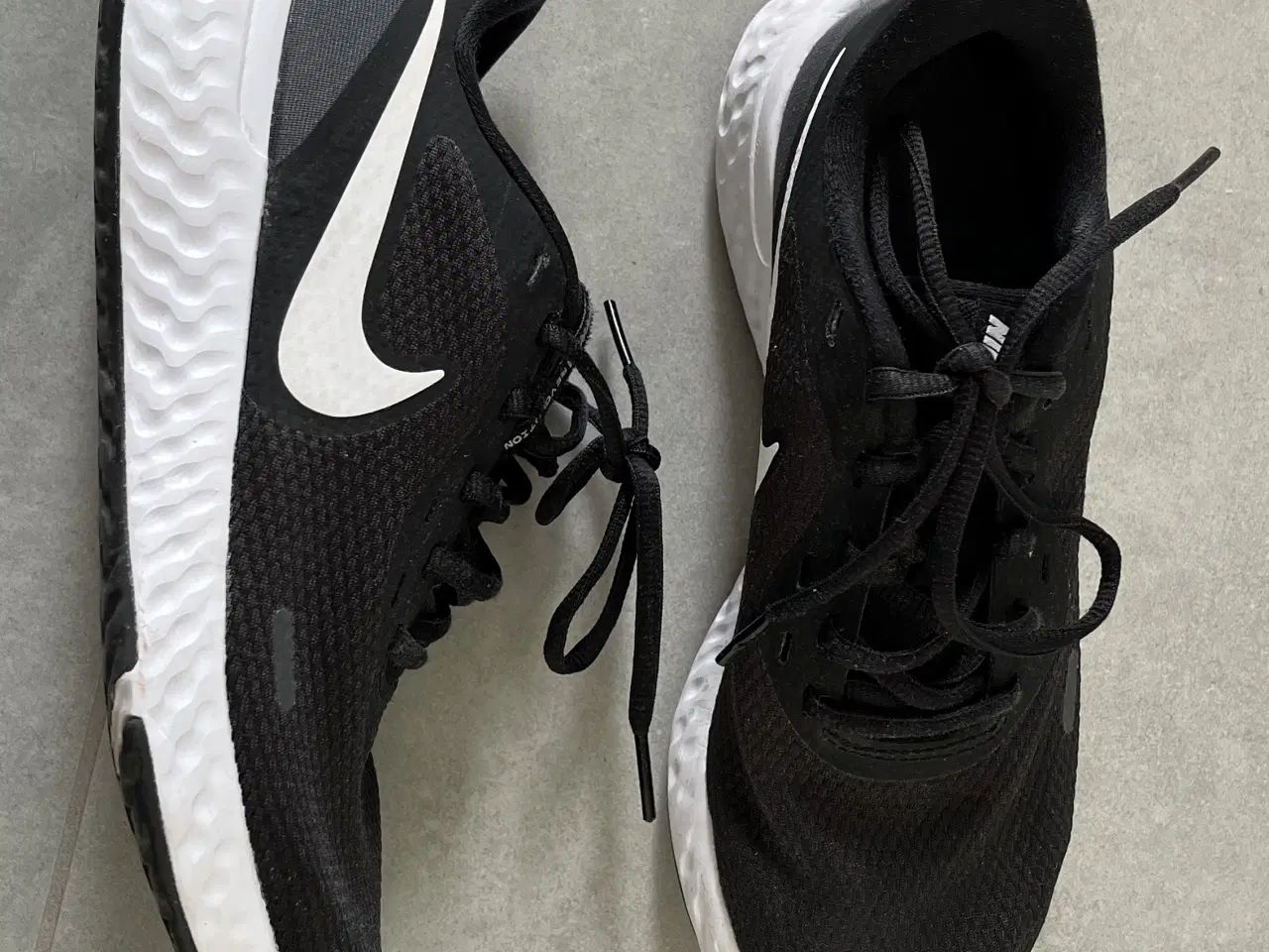 Billede 1 - Nike revolution 