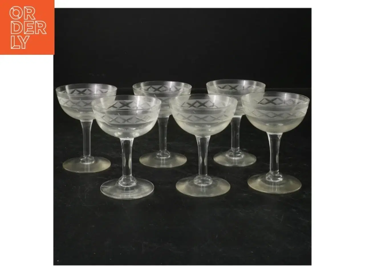 Billede 1 - Sæt med seks cocktailglas (str. 9x7 cm)