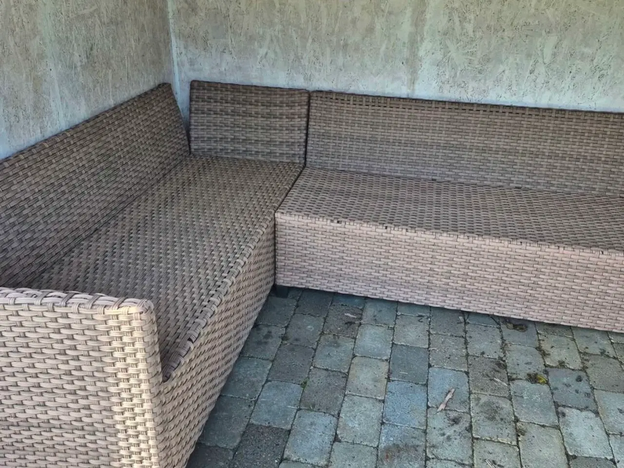 Billede 4 - Loungesofa med bord 