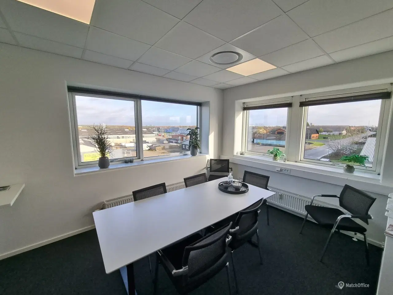 Billede 2 - Lyst og velbeliggende kontorlejemål - i alt ca. 400 kvm