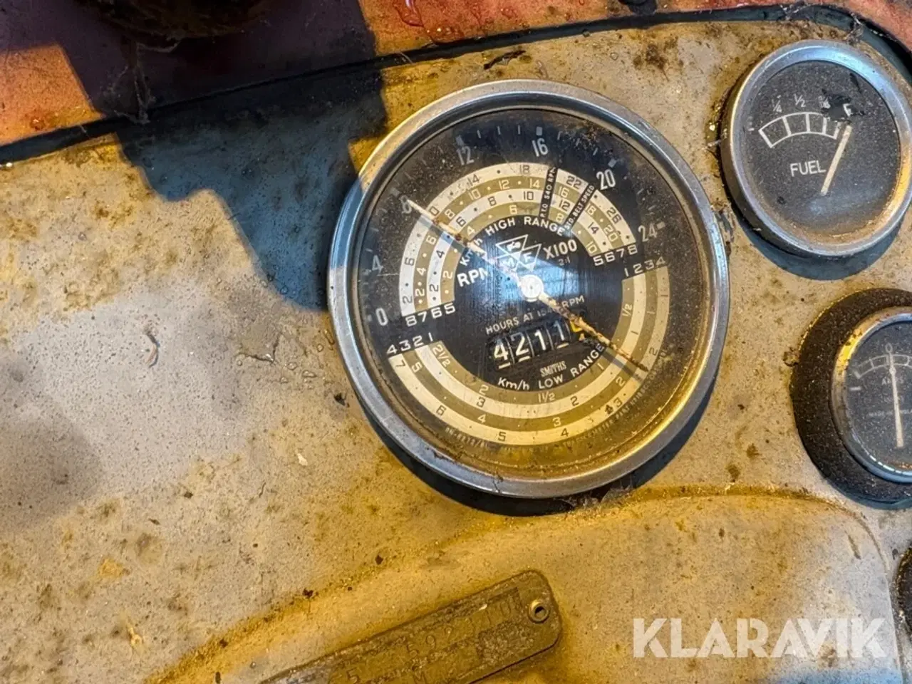 Billede 8 - Veterantraktor Massey Ferguson 135