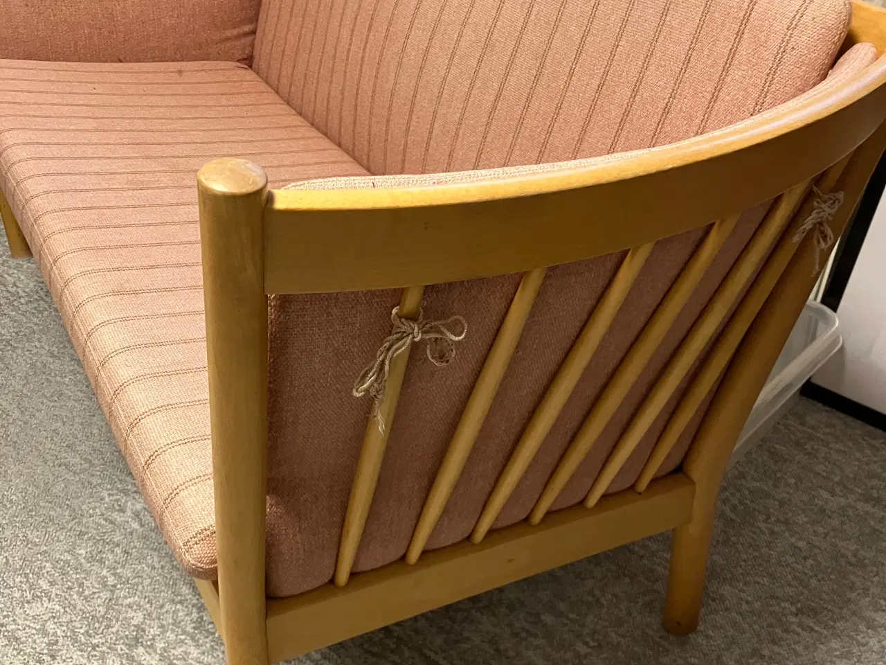 Billede 2 - 2 Pers. Erik Ole Jørgensen tremmesofa