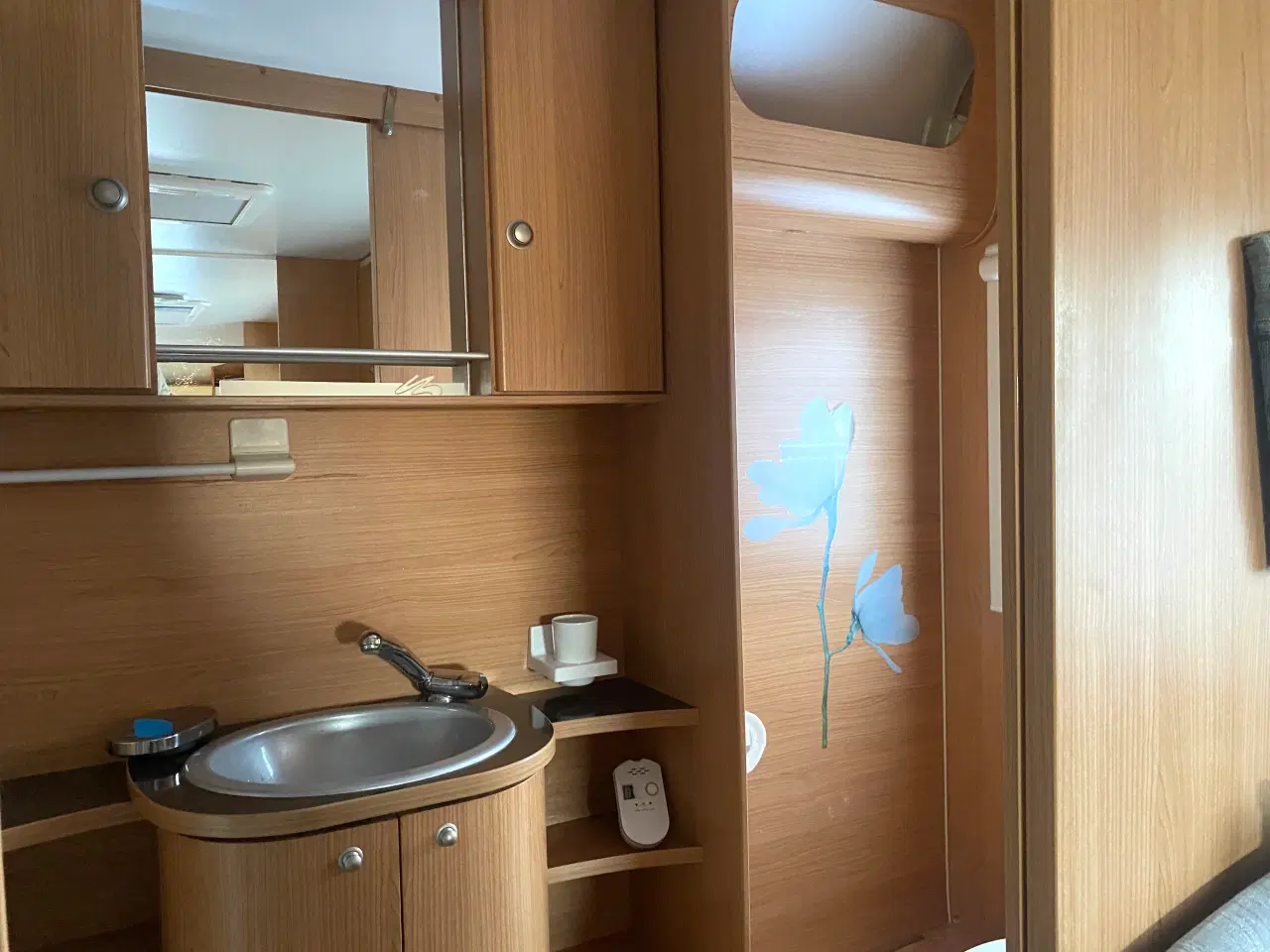 Billede 12 - Adria Adora 613HT - med alt tilbehør