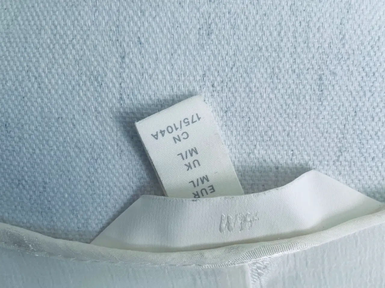 Billede 4 - Smuk kjole i god stand 