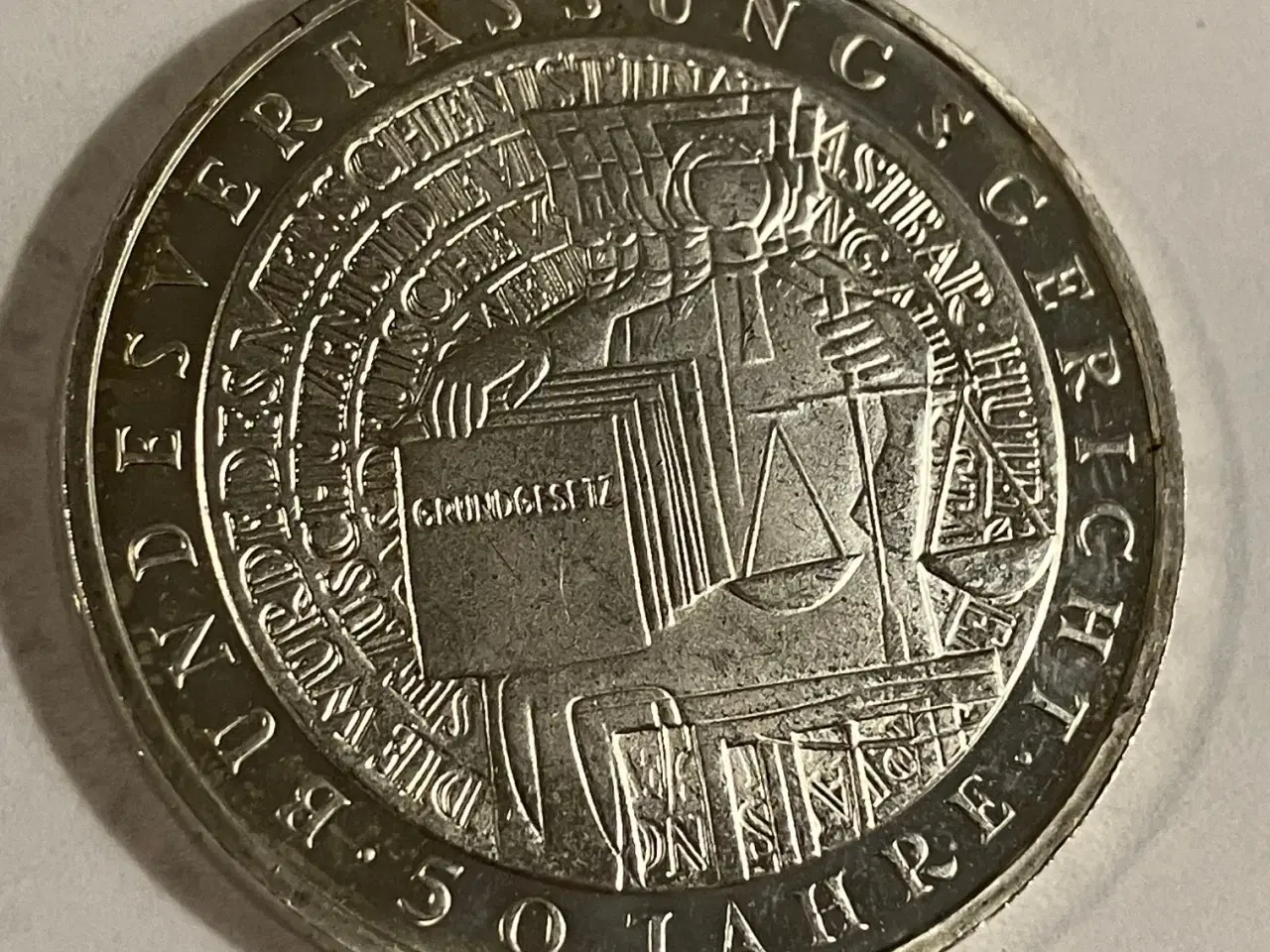 Billede 2 - 10 Deutsche Mark 2001 - 50 Jahre Bundesverfassungsgericht