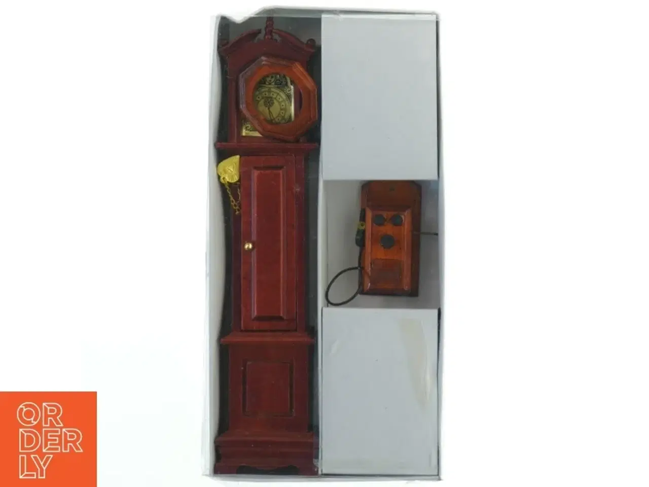Billede 1 - Miniatyr møbel sæt, dukkehus tilbehør (str. 18x9 cm)