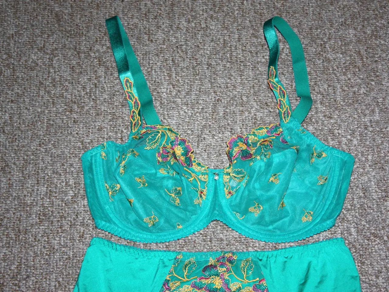 Billede 2 - Bh sæt Primadonna str. 80 C / 42 Ubrugt