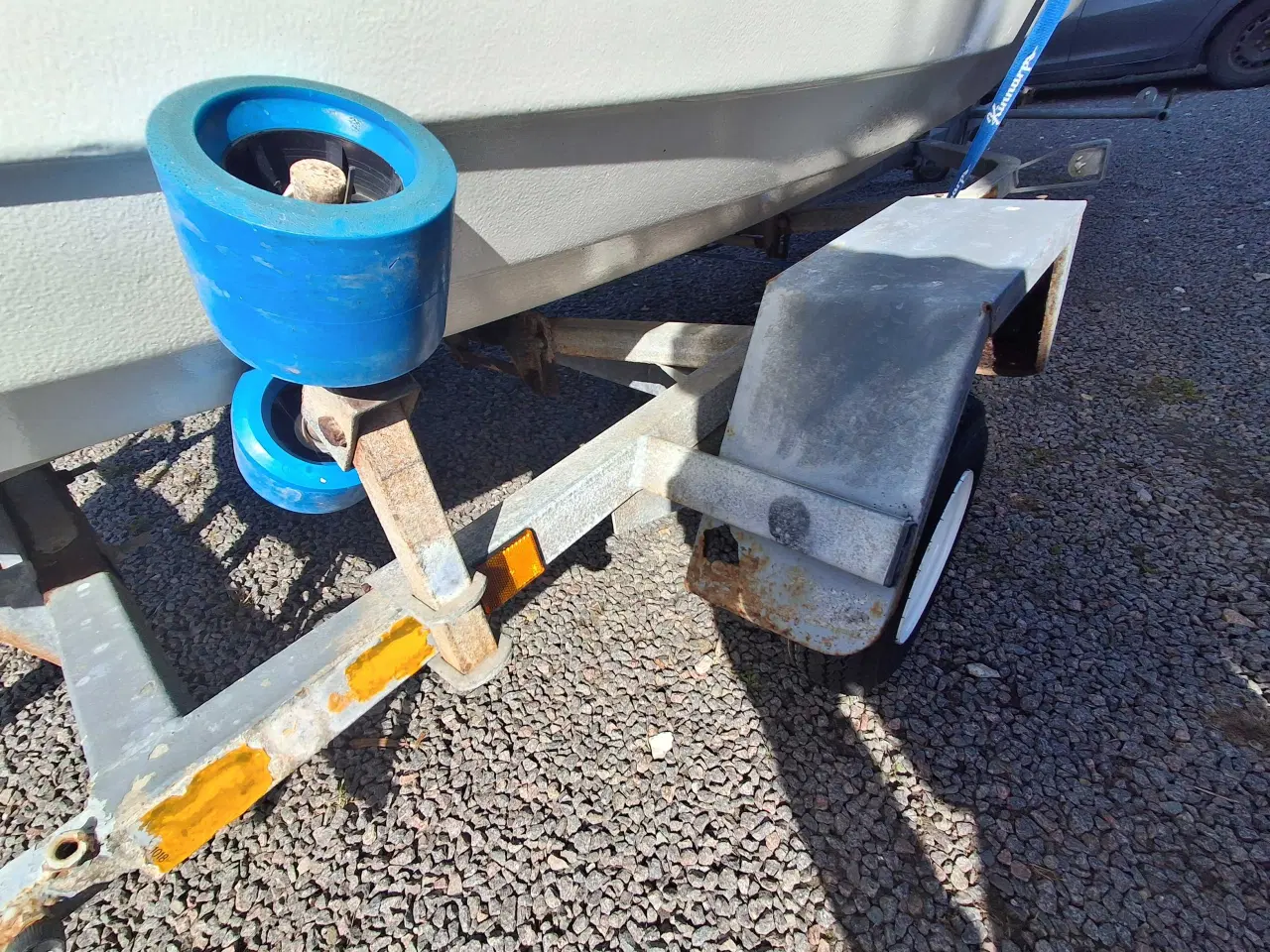 Billede 8 - Jolle med motor og trailer – klar til brug